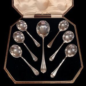 Cooper Brothers of Sheffield Silver Plated Vintage Berry Set